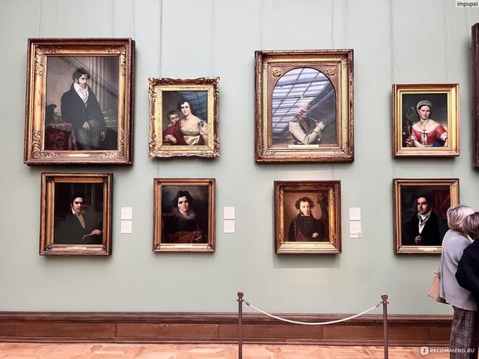 Один из залов Третьяковской галереи